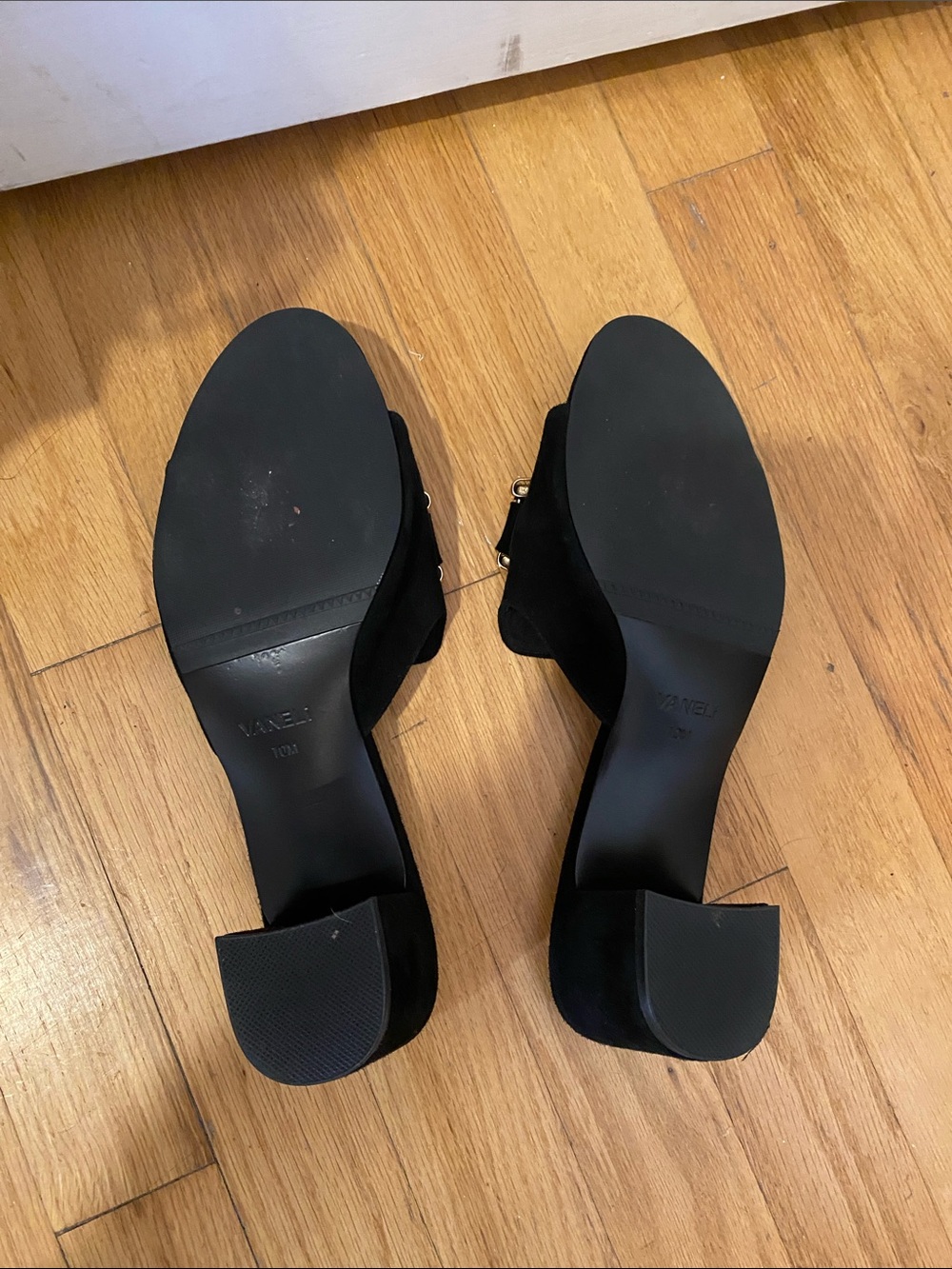 Vaneli Black Suede Sandals. Sz. 10. Like new. - Picture 5 of 11